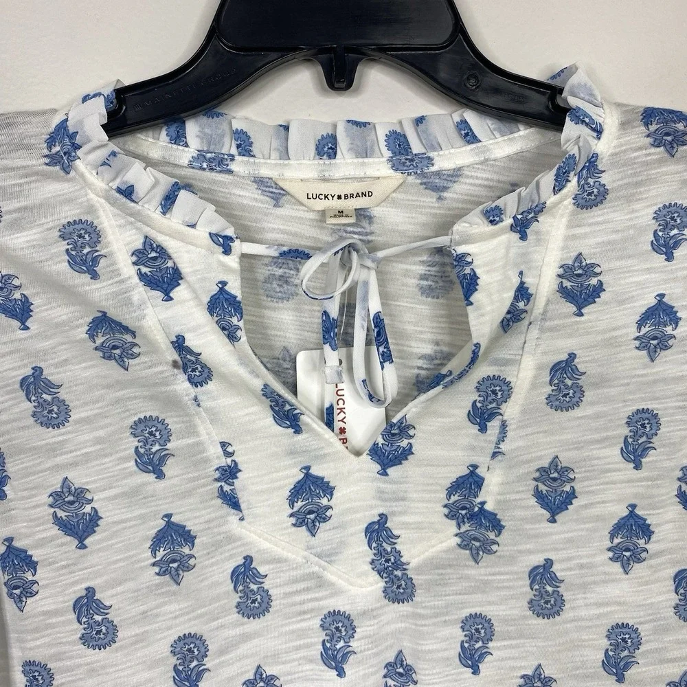Lucky Brand Sz M Blue White Floral Print Ruffle Split Tie Neck Top Lightweight - Picture 4 of 15